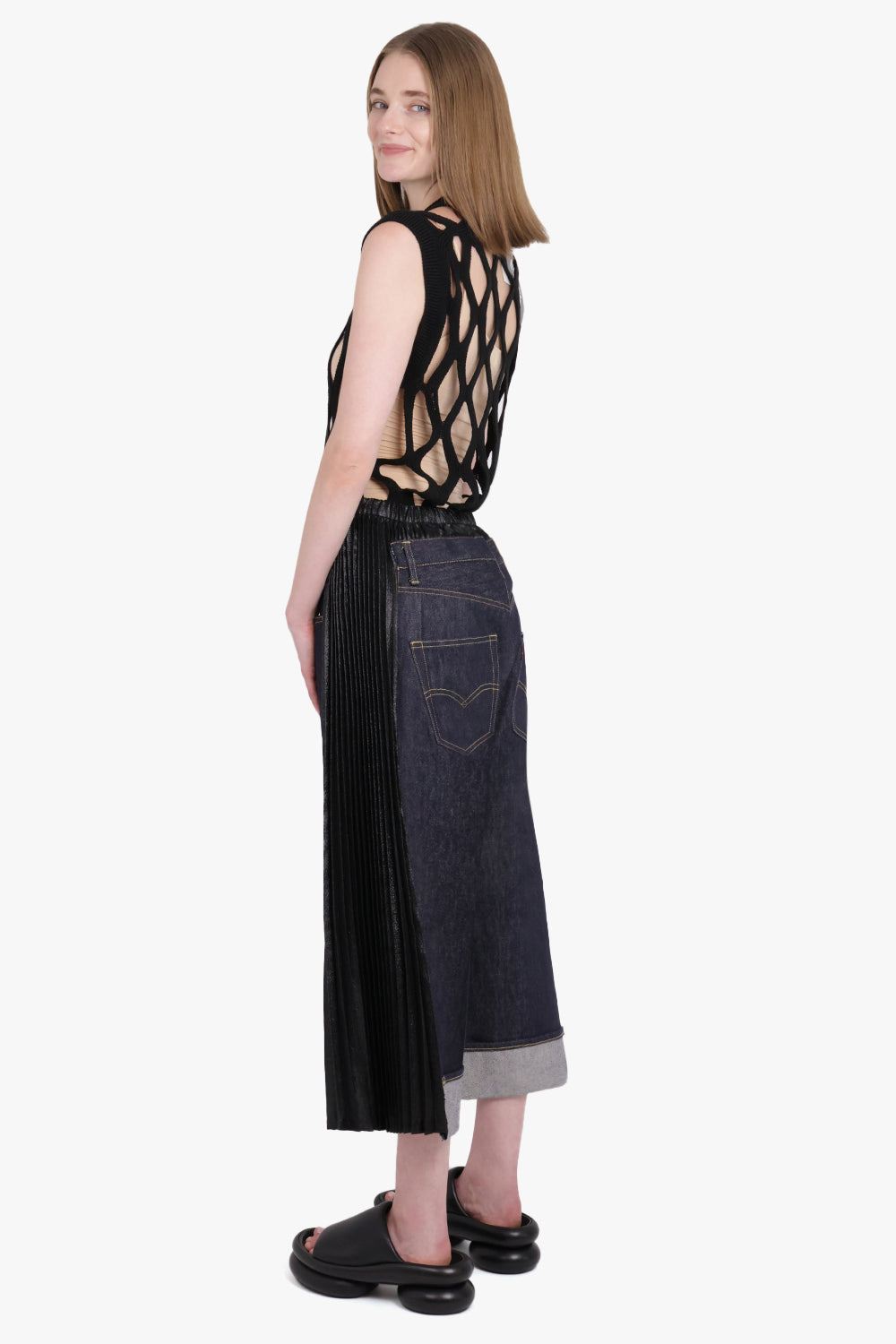 MESH SLEEVELESS KNITTED TOP | BLACK - 4