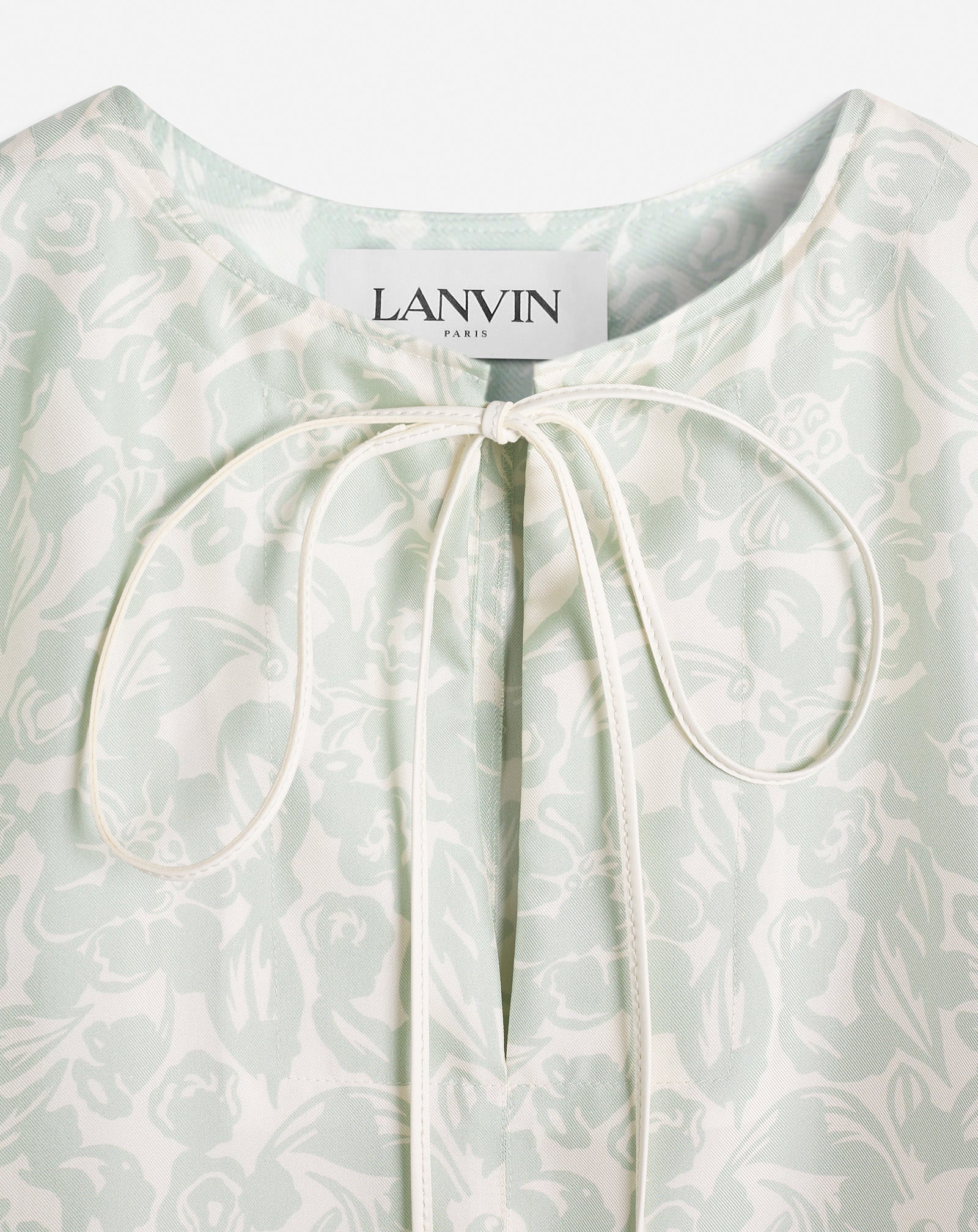 OPEN NECK ELBOW SLEEVE TOP IN PRINTD SILK - 3
