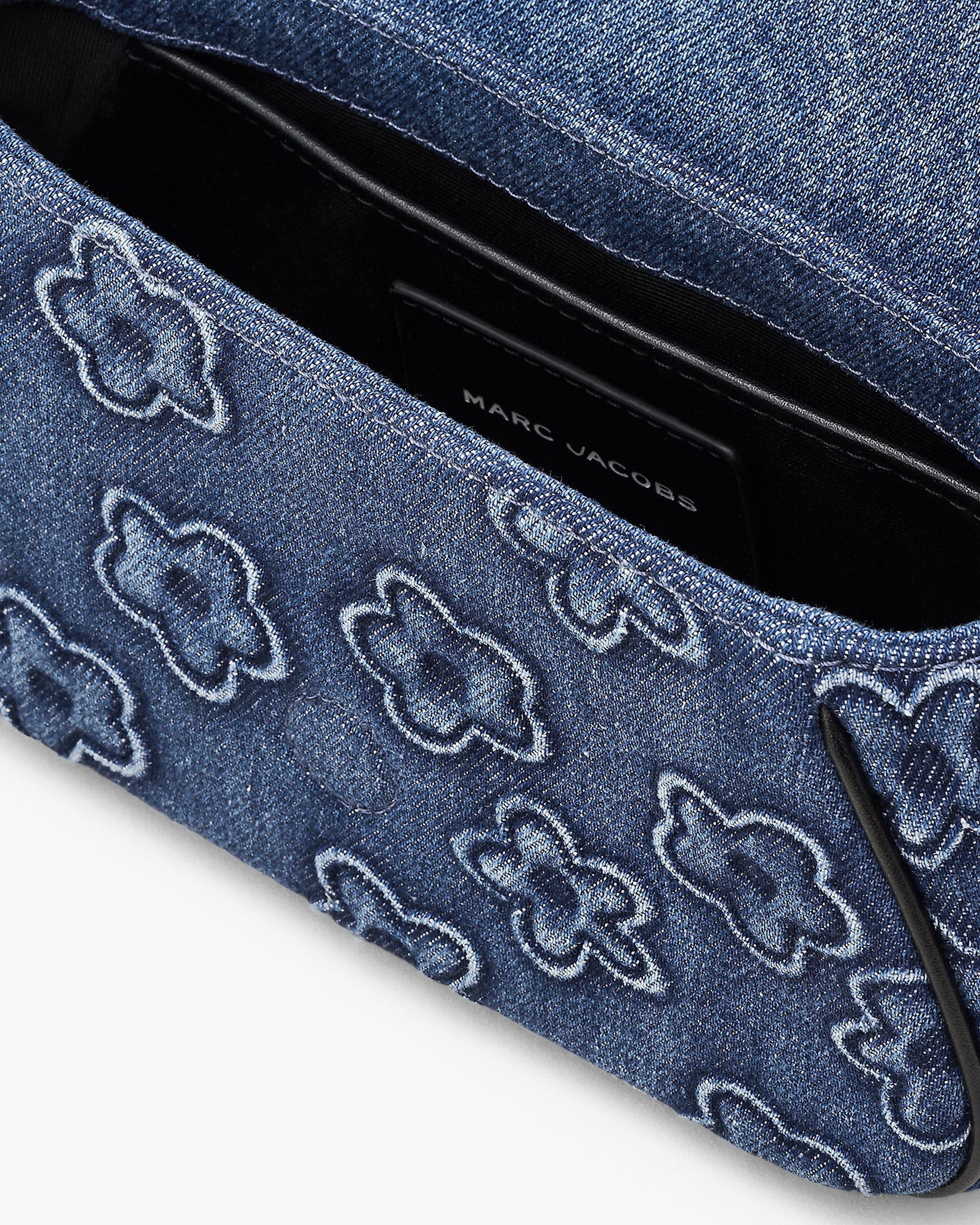 THE PUFFY DAISY DENIM CLOVER SHOULDER BAG - 5