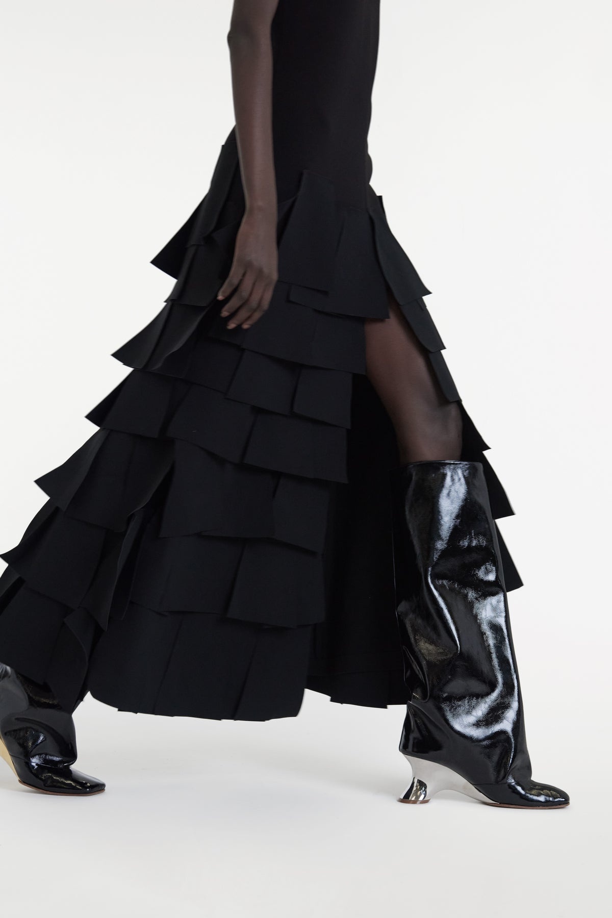 SLEEVELESS DRESS WITH LASER CUT ELEMENTS BLACK - 8