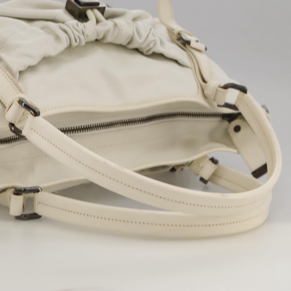 Burberry Tote Bag Leather White - 7