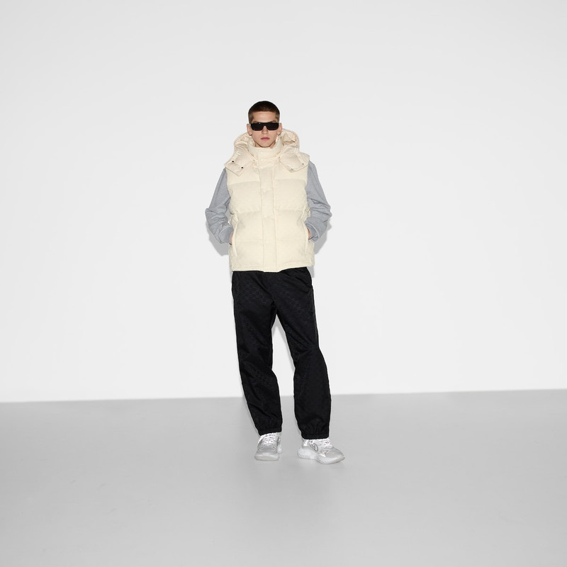 GUCCI GG cotton blend canvas puffer vest outlook