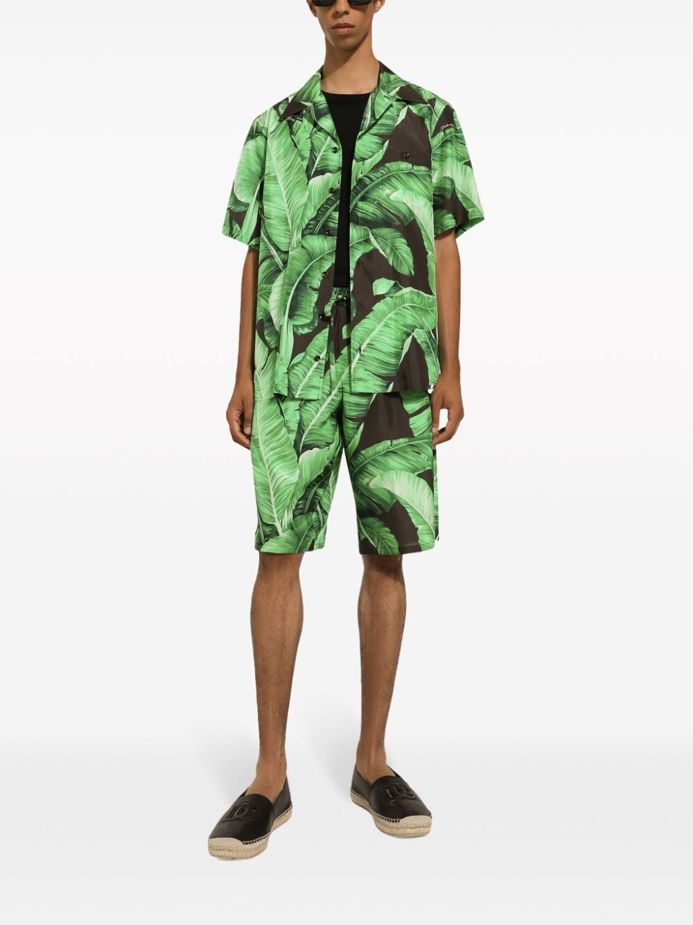 banana leaf-print Bermuda shorts - 2