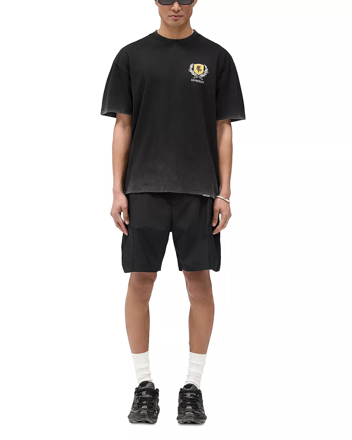 Crest Oversized Fit Graphic Tee - 2