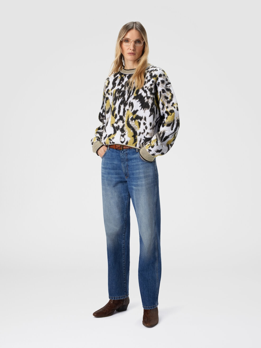 Boxy crew neck sweater with animalier pattern - 2