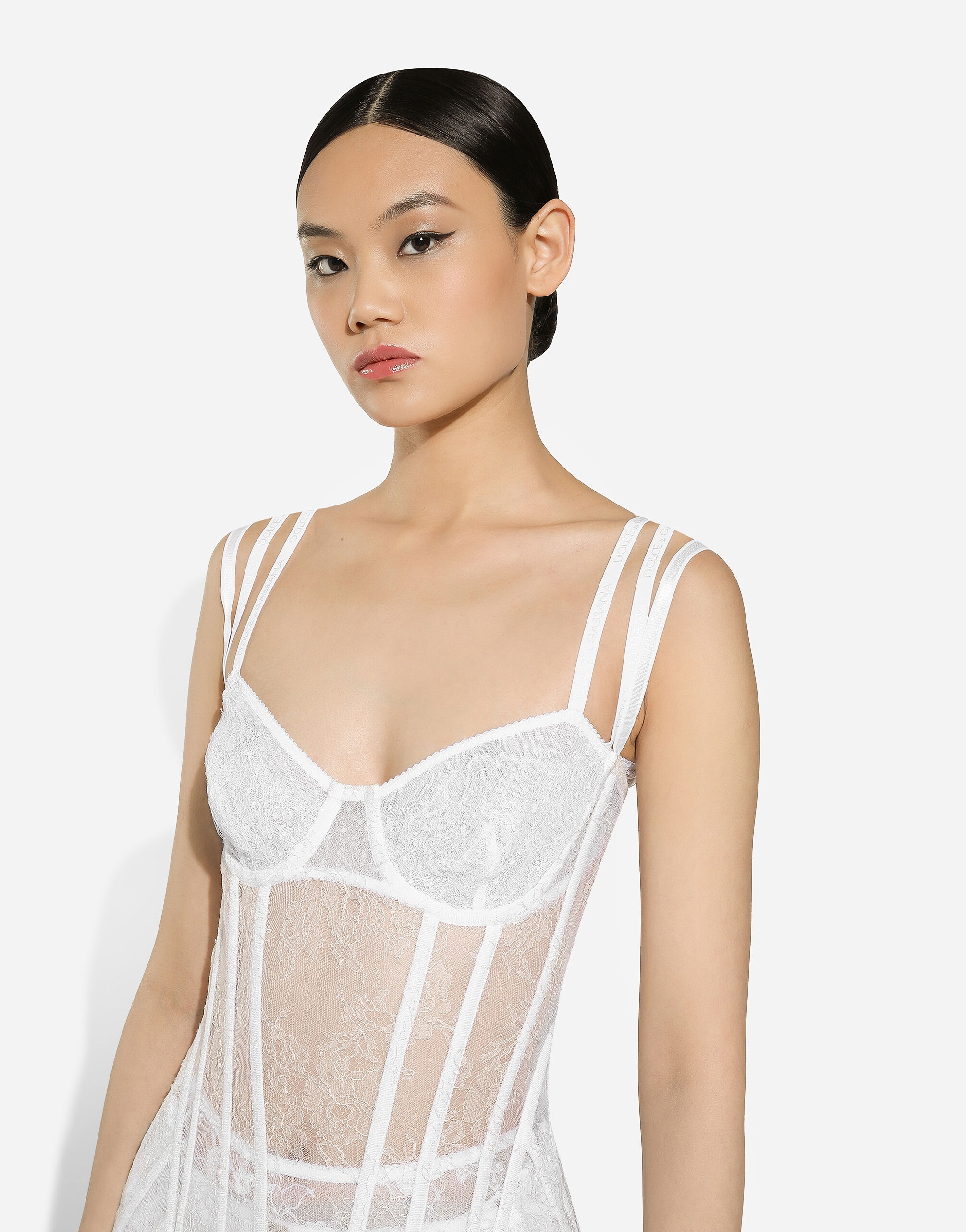 Long lace dress with corset detailing - 6