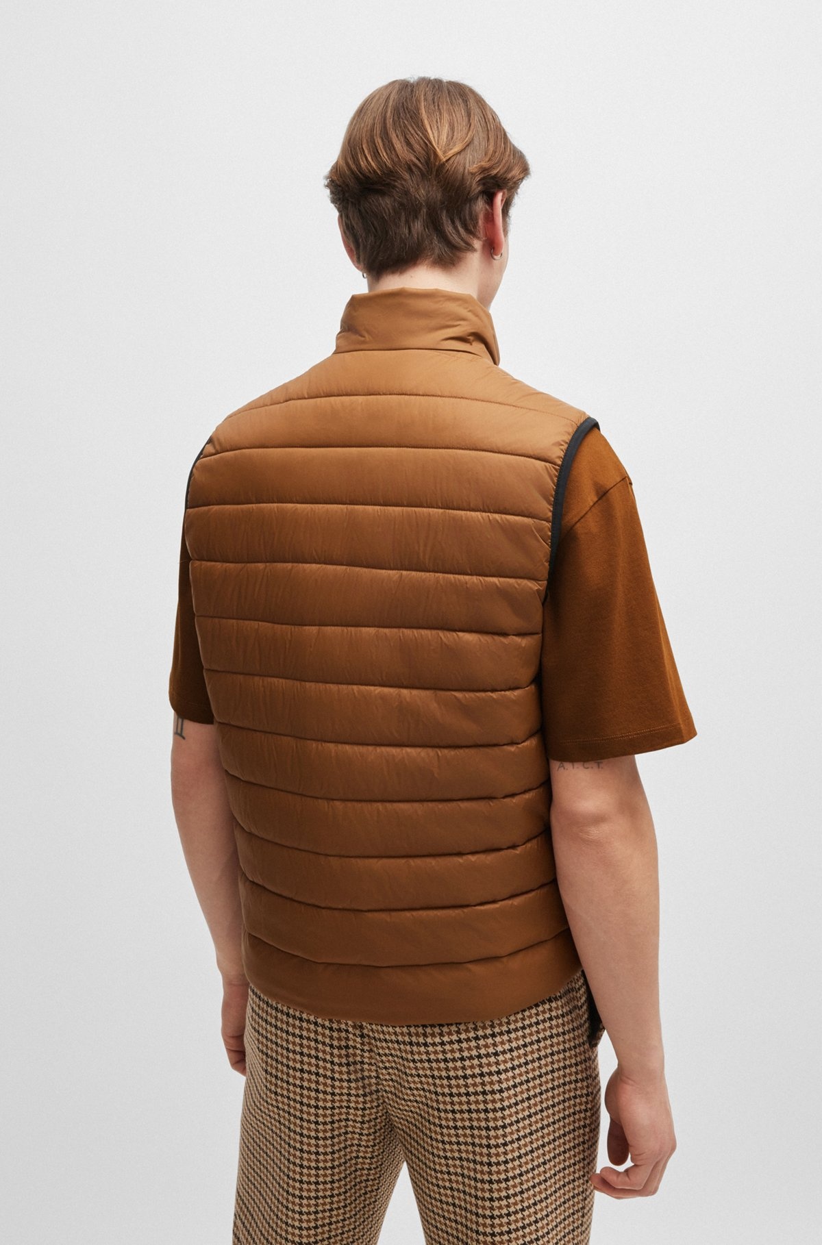 WATER-REPELLENT SLIM-FIT GILET WITH LOGO DETAIL - 4