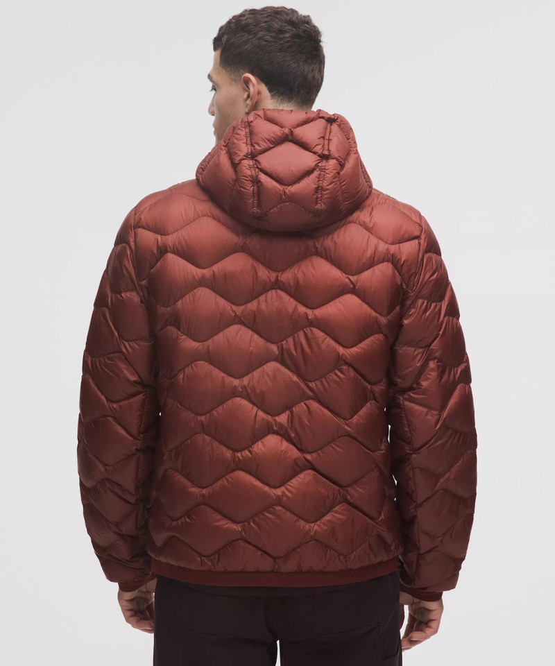 Featherweight 900-Down-Fill Quilted Hooded Jacket 3