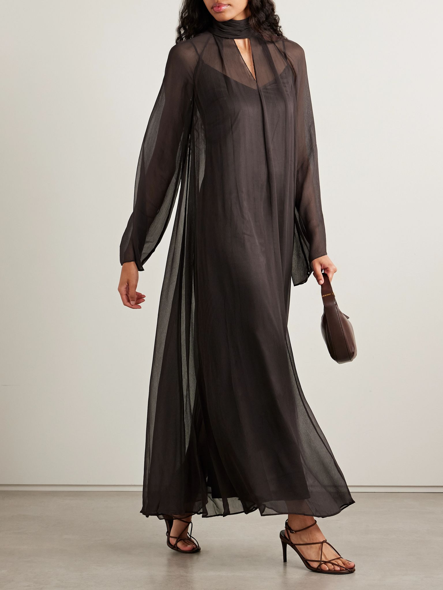 Esther cutout gathered crepon maxi dress Dark brown - 2