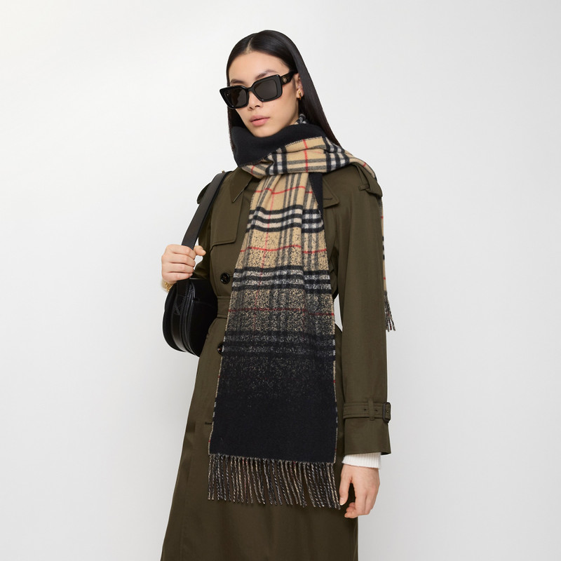 Gradient Check Cashmere Scarf 3