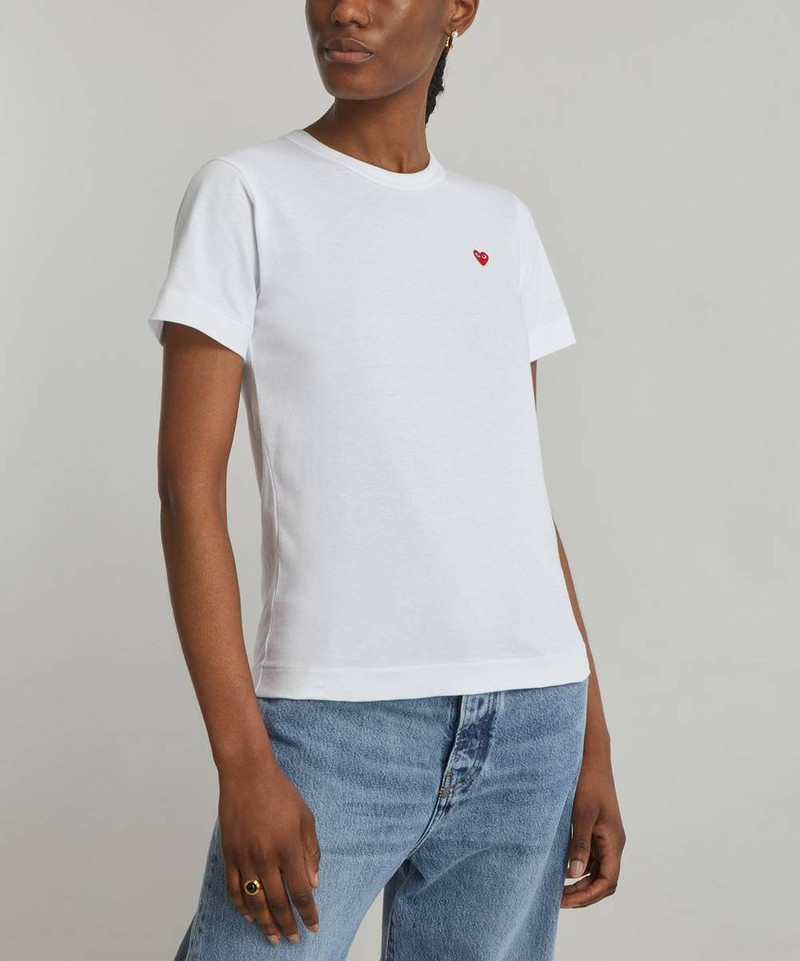 Comme des Garçons PLAY Short-Sleeve Heart Appliquéd T-Shirt outlook