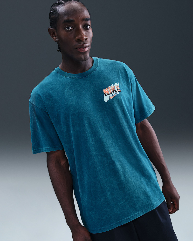 Nike Men's Basketball T-Shirt 1