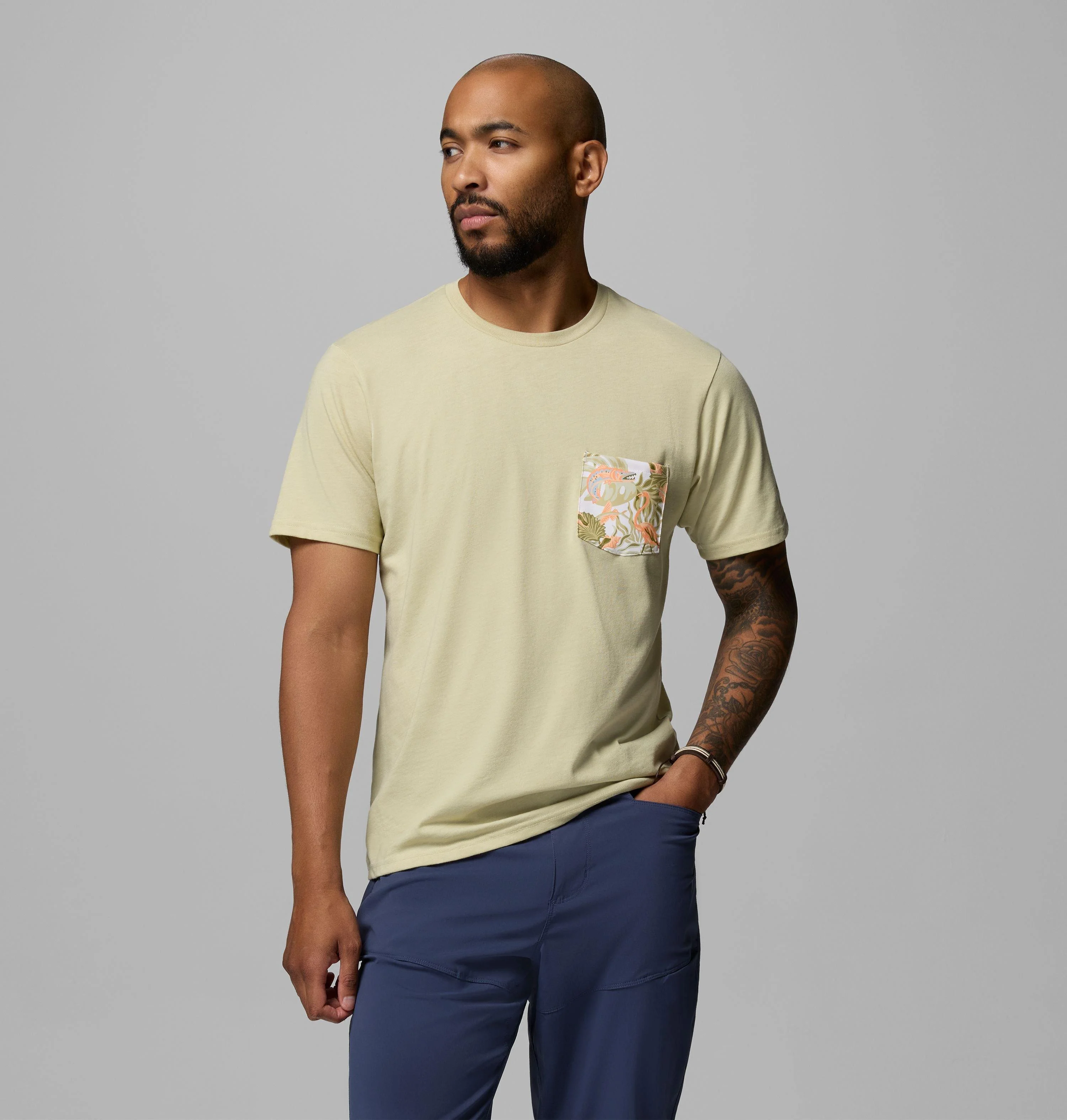 Men's Wild Cast Short Sleeve Pocket T-Shirt - 1