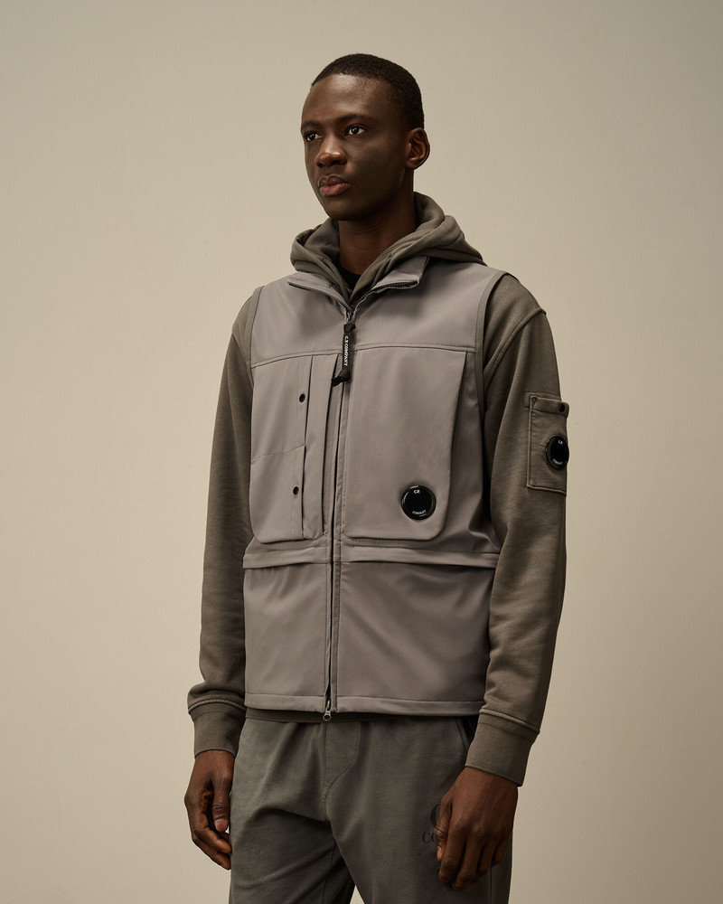 C.P. Shell-R Hooded Vest 3