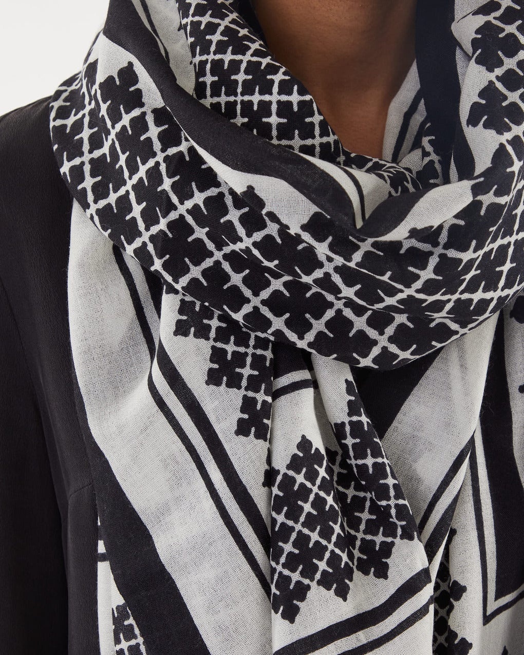 Scarf Julee Black ONESIZE - 2