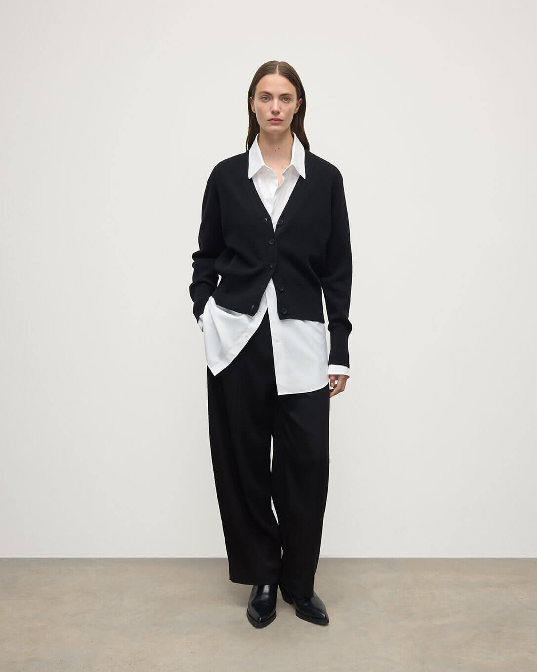 Milano Stitch Black Cashmere Cardigan - 2