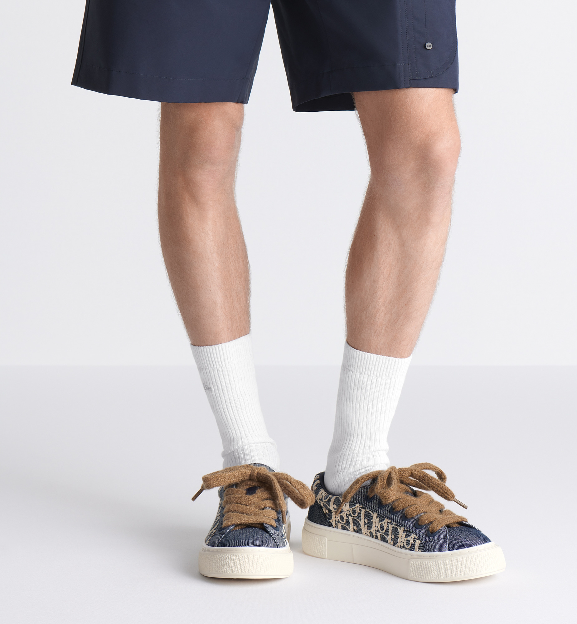 B33 Spin Sneaker - 2