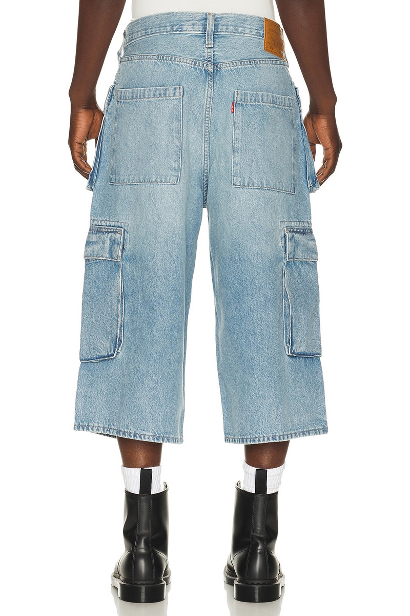 Levi's 478 Baggy Capri Cargo Jeans outlook