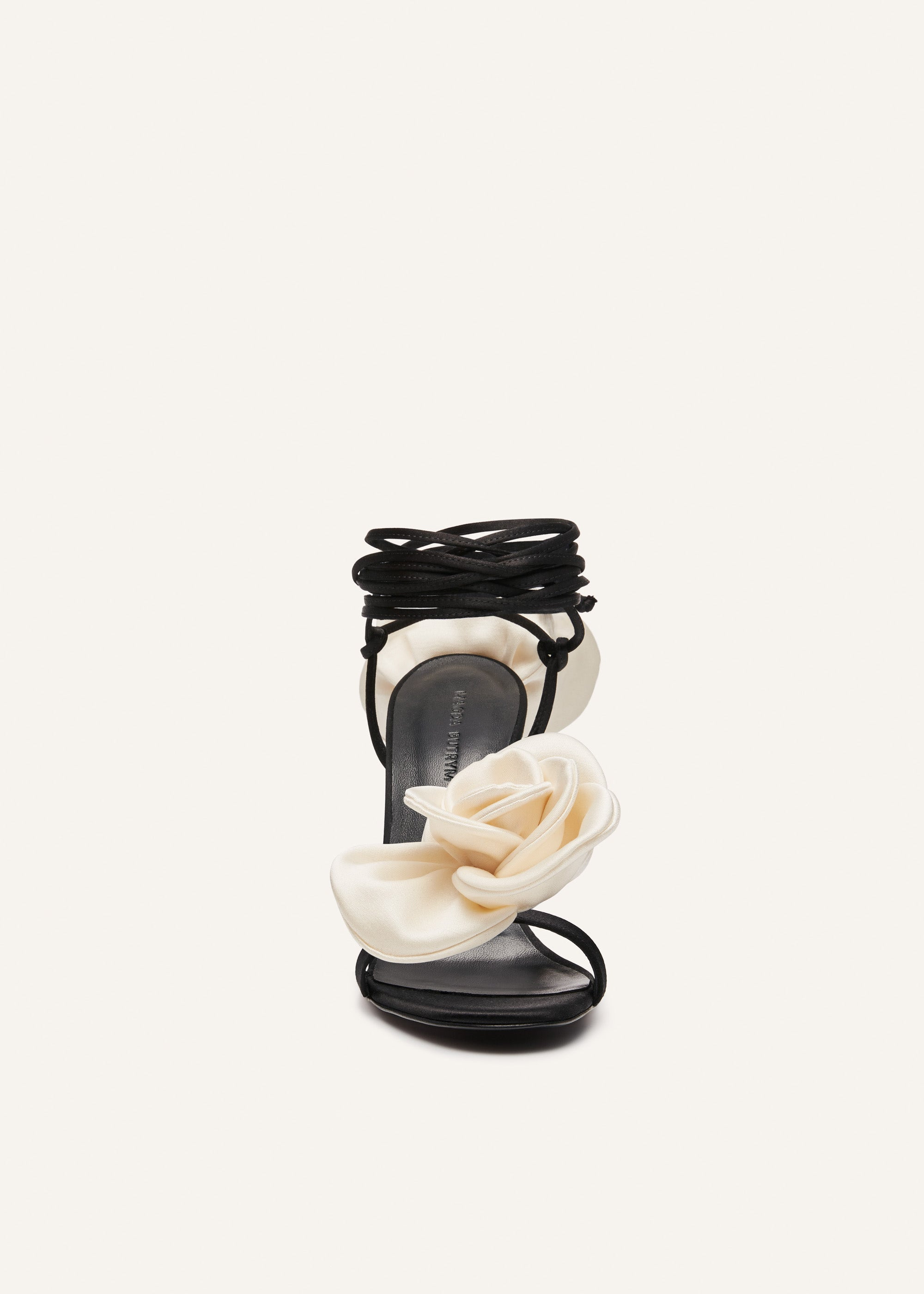 Double ivory flower heel sandals in black satin - 3