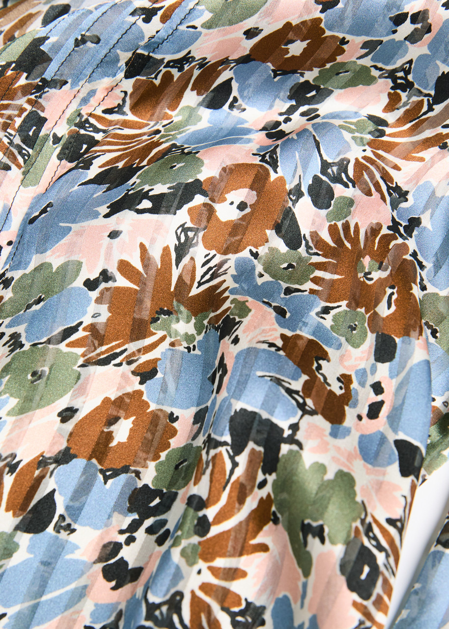 Veronica Beard Linds Floral-print Silk Blouse - 5