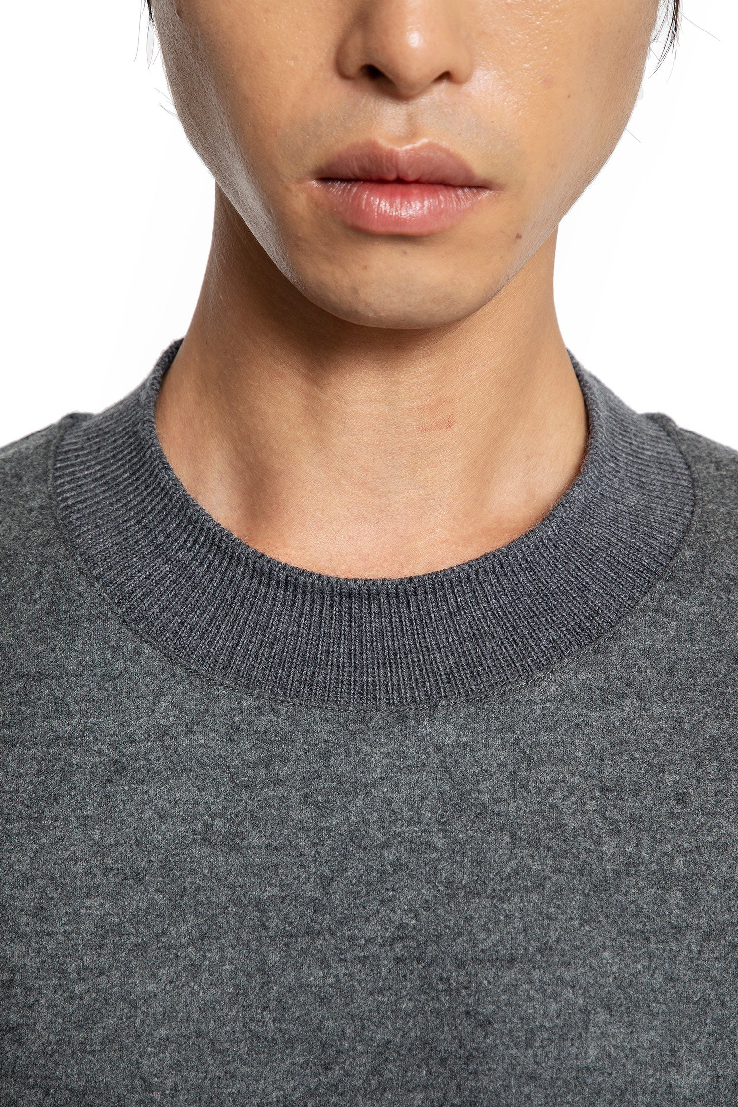 Wool-Melton-Sweatshirt - 4