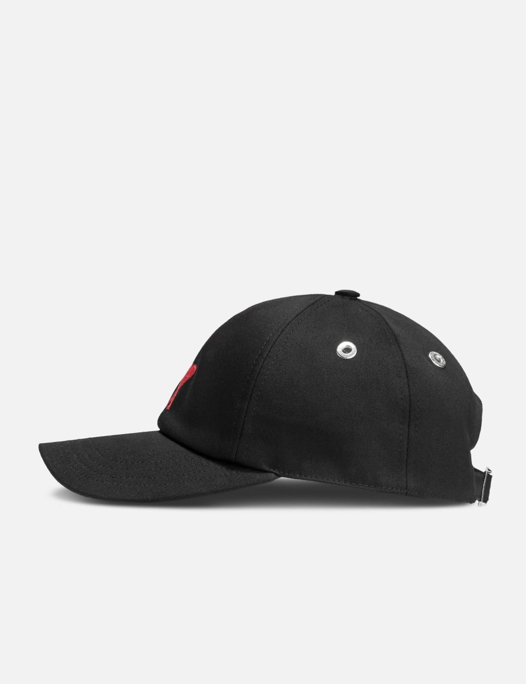 AMI Paris RED AMI DE COEUR EMBROIDERY CAP | hbx | REVERSIBLE