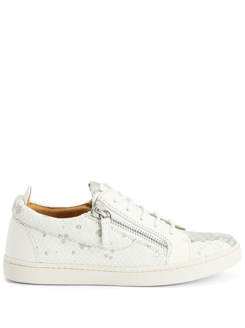 Nicki low-top sneakers 1