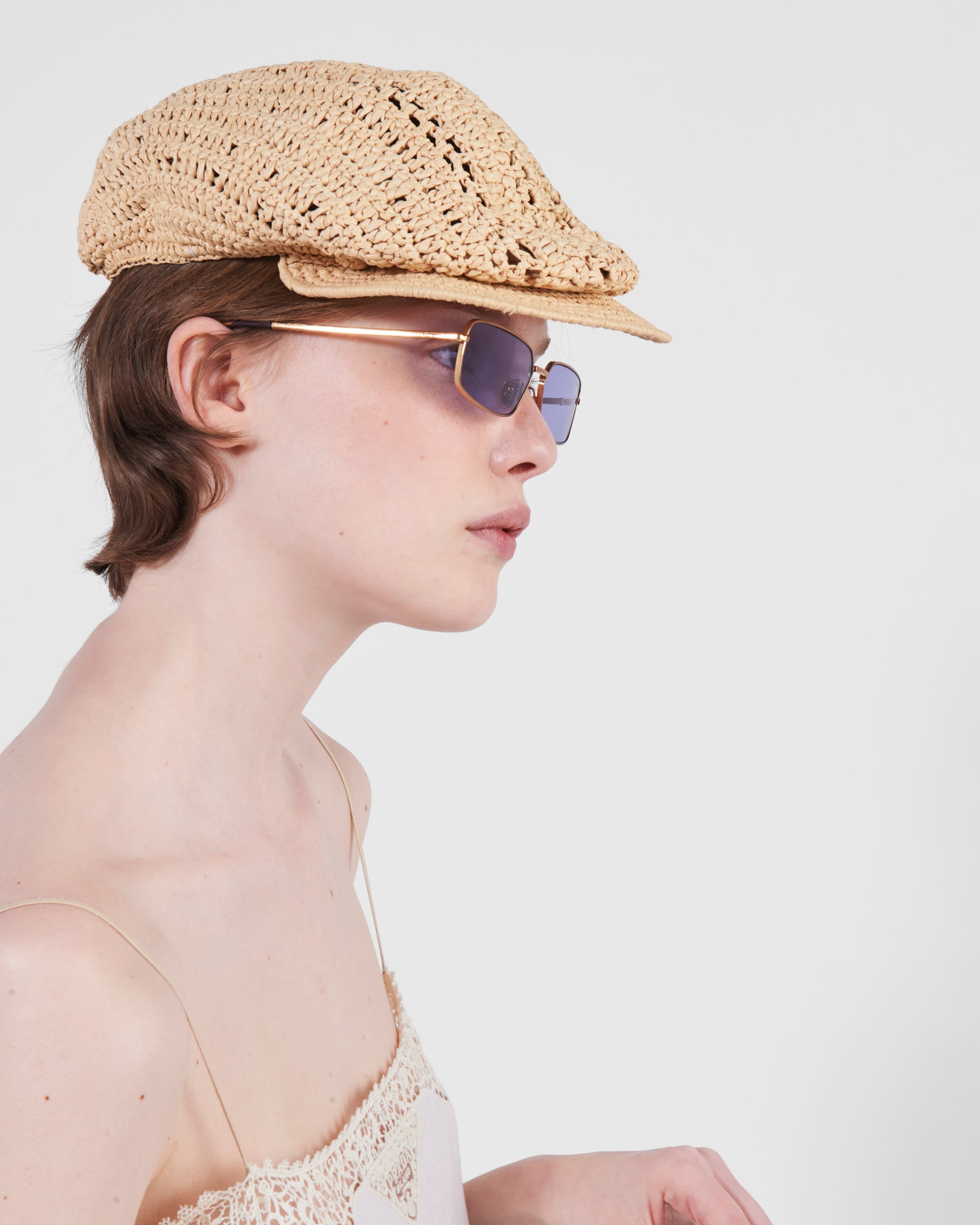 Sunglasses with the Prada logo - 6