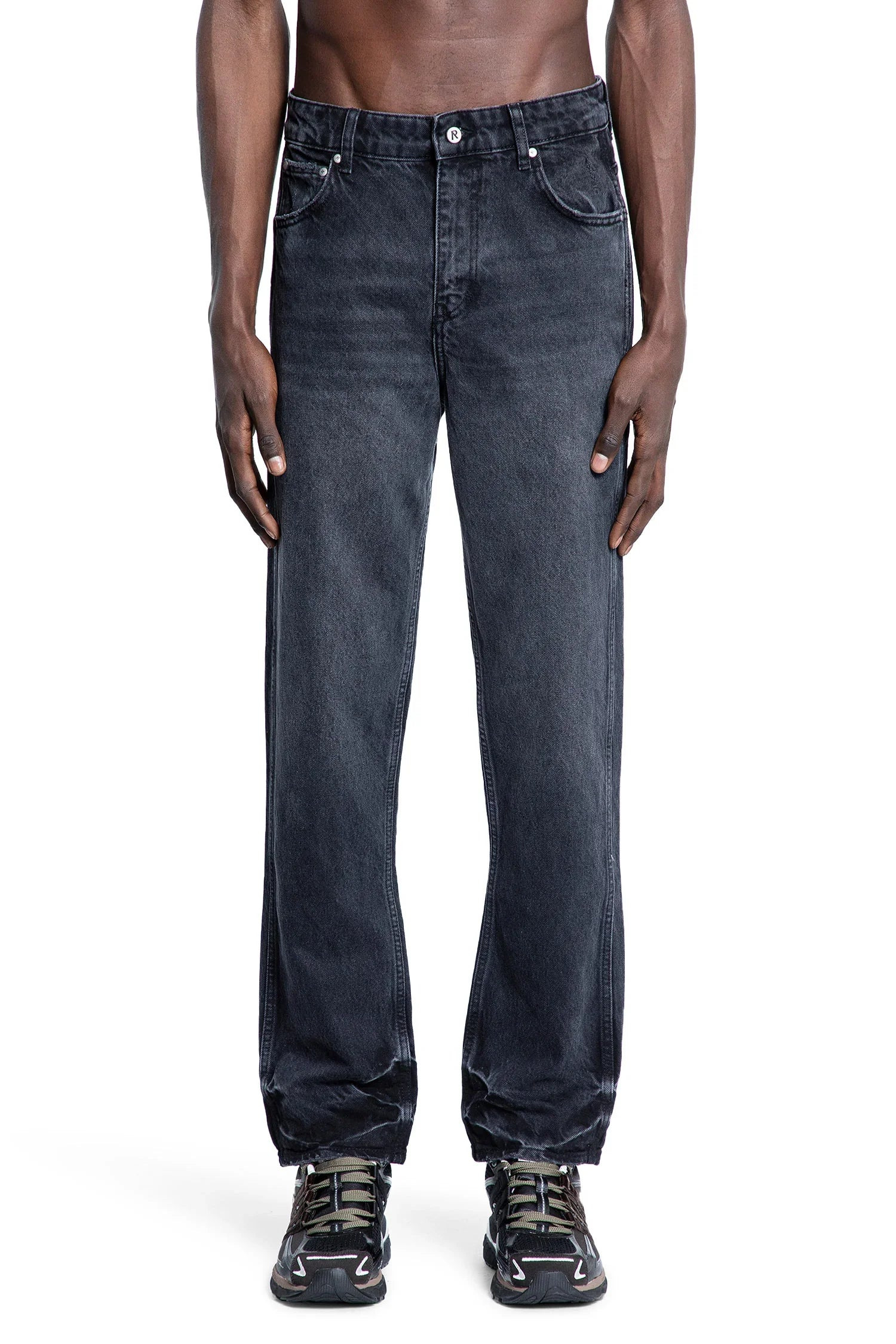 R2-Straight-Leg-Jeans - 1