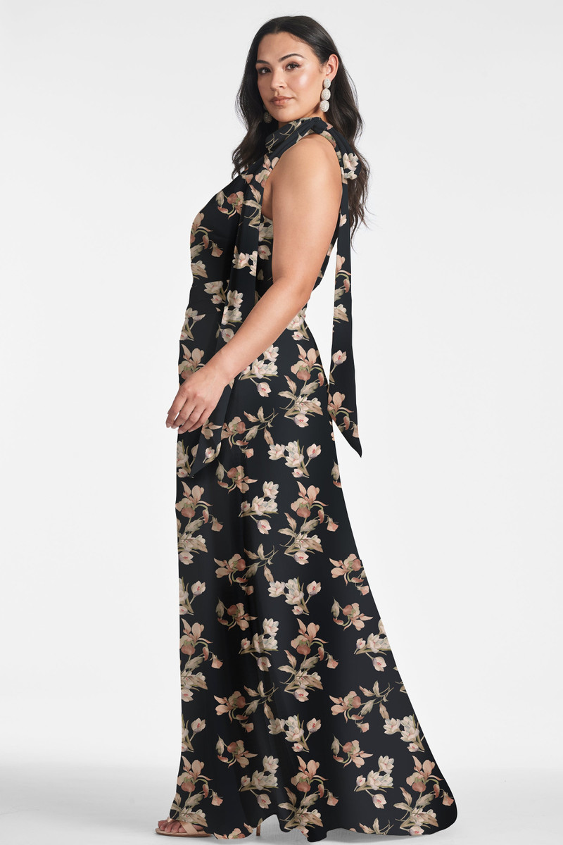 Kayla Gown - Black Venetia Petal 5