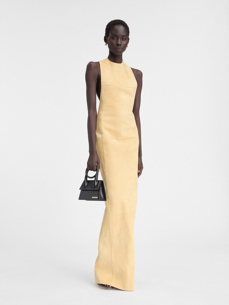 JACQUEMUS The knot Chiquito outlook