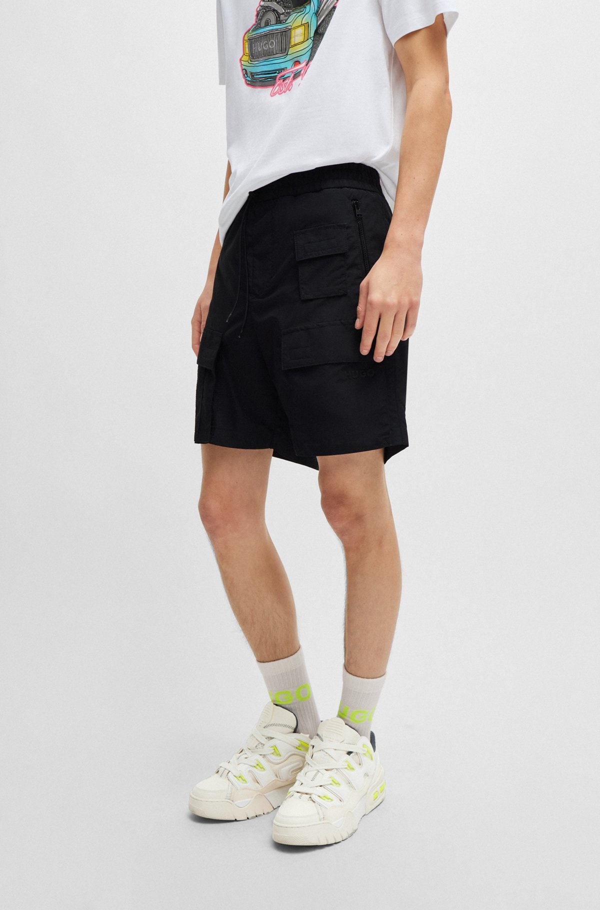 CARGO SHORTS IN WATER-REPELLENT CANVAS WITH PHONE POCKET - 2