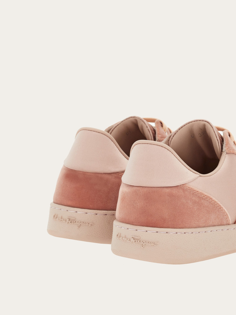 FERRAGAMO Low-top sneaker with logo outlook