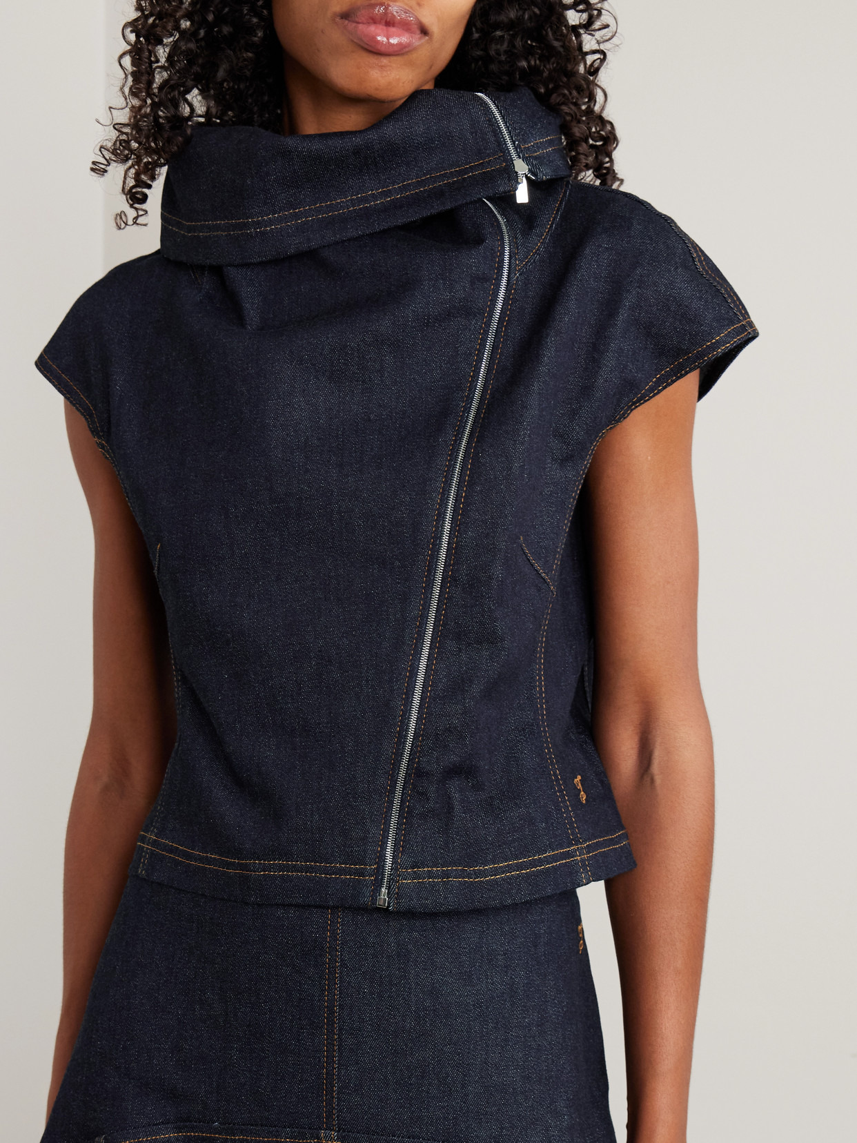 Pasante De-nîmes Embroidered Denim Top - 4