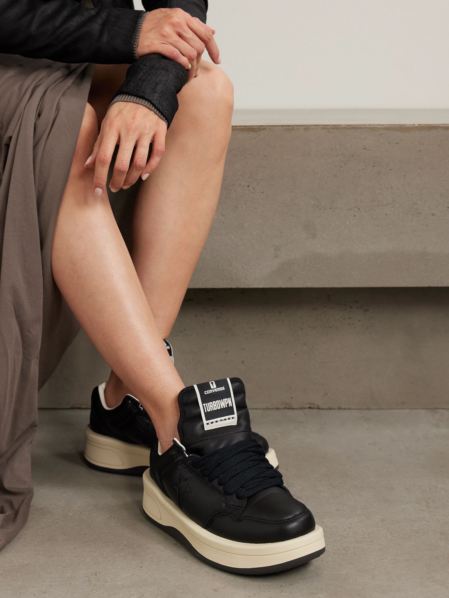+ Converse Inflated Turbowpn leather sneakers Black - 2