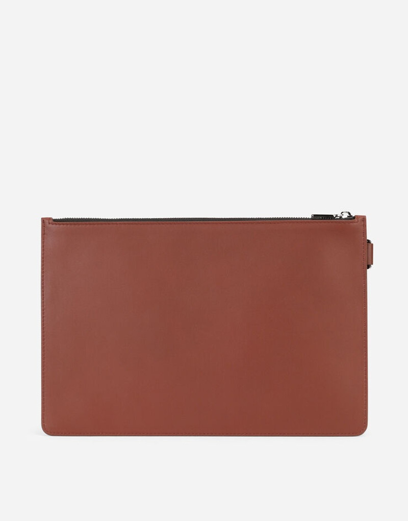Flat calfskin toiletry bag with DG logo 4