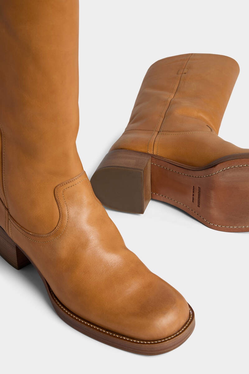 VINTAGE BOOTS - 6