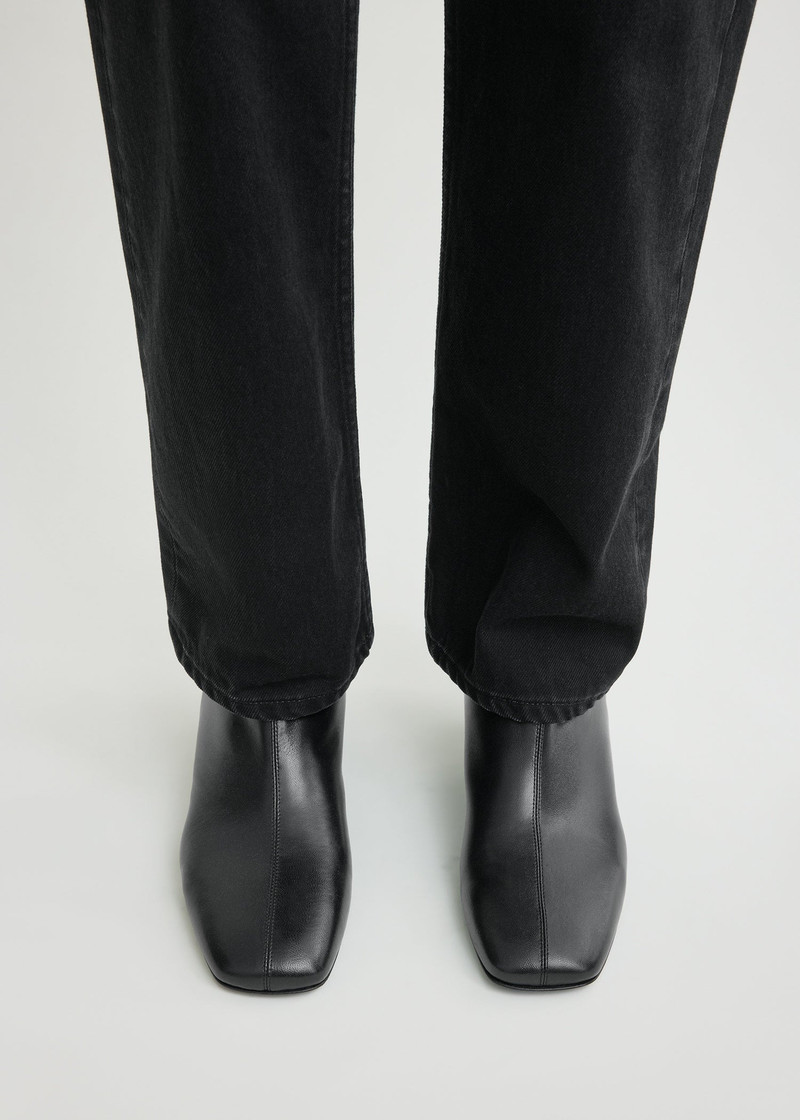 TOTEME Day nappa ankle boots black outlook