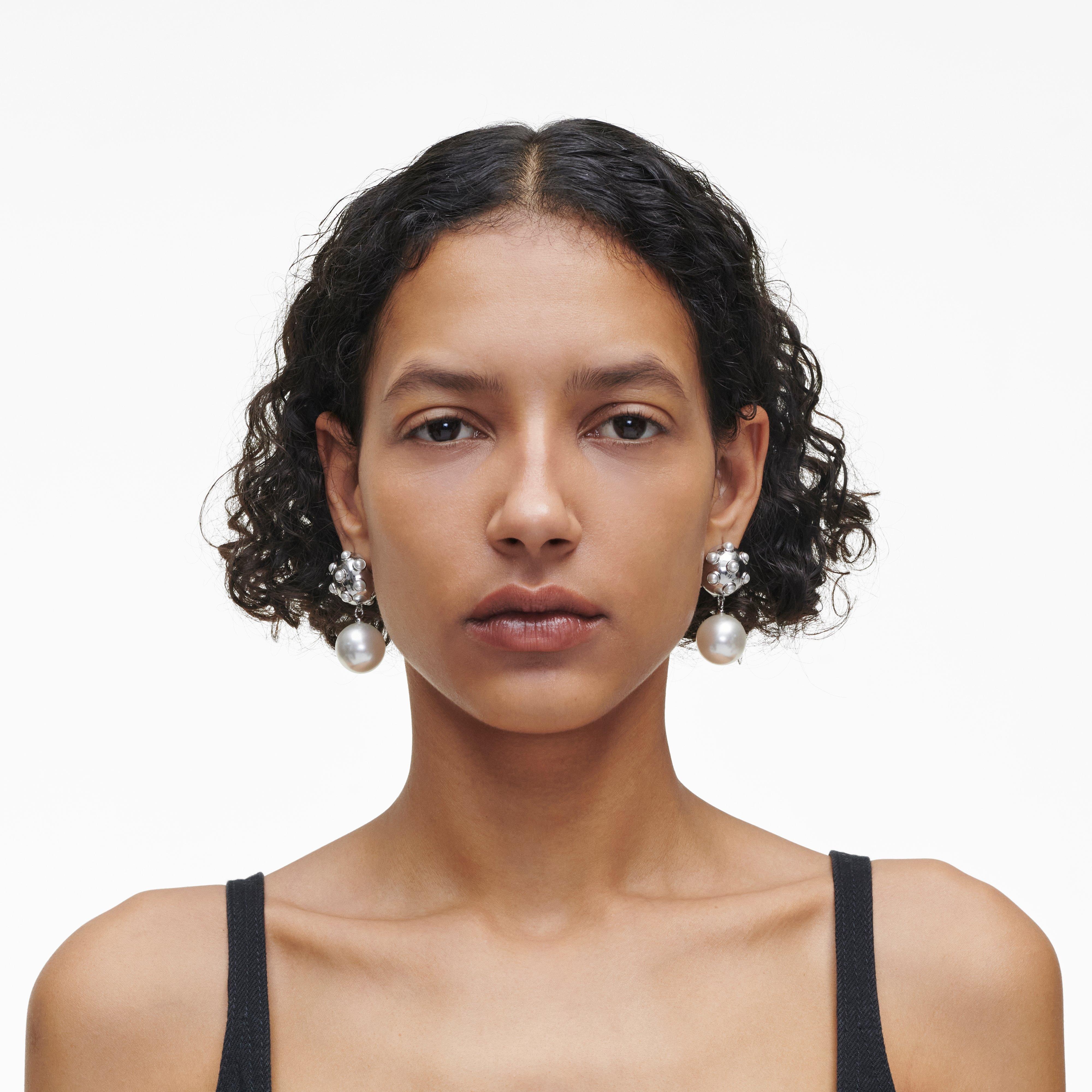 THE PEARL DOT DROP EARRINGS - 5