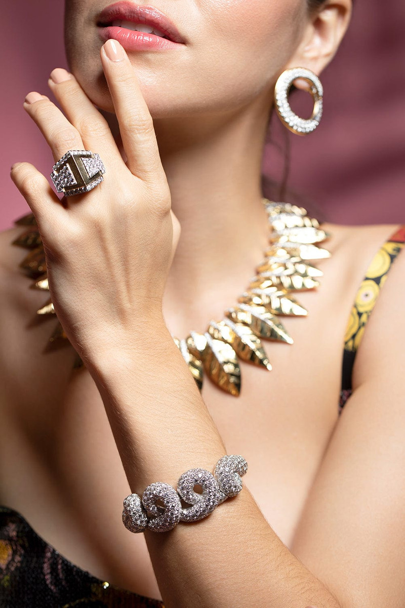 DAVID WEBB Curly Q Bracelet outlook