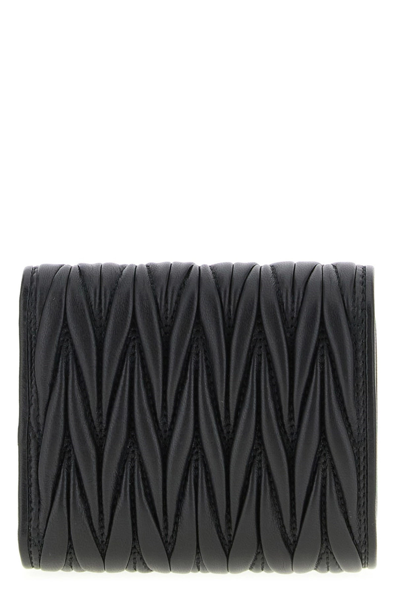 Miu Miu Small tassel wallet outlook