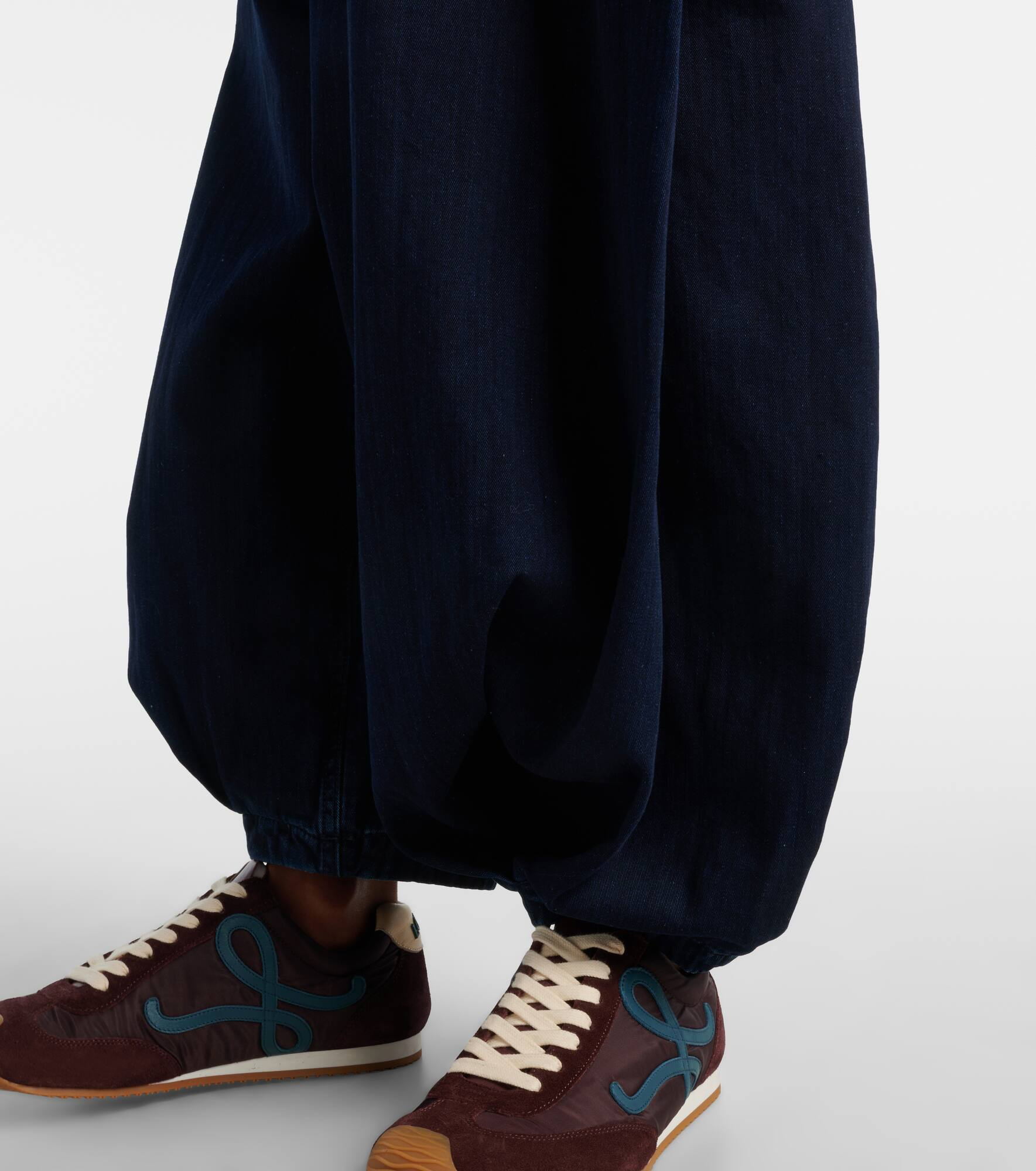 Draped wide-leg jeans - 6