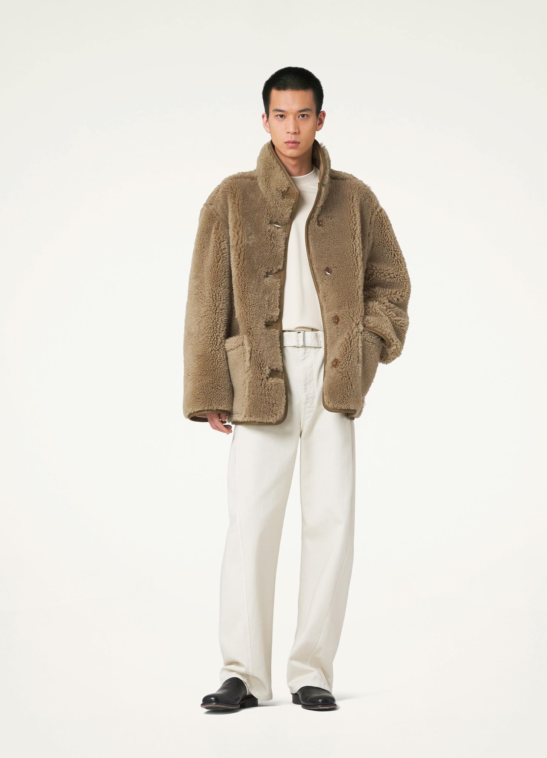 REVERSIBLE SHEARLING COAT
SHEEPSKIN - 9