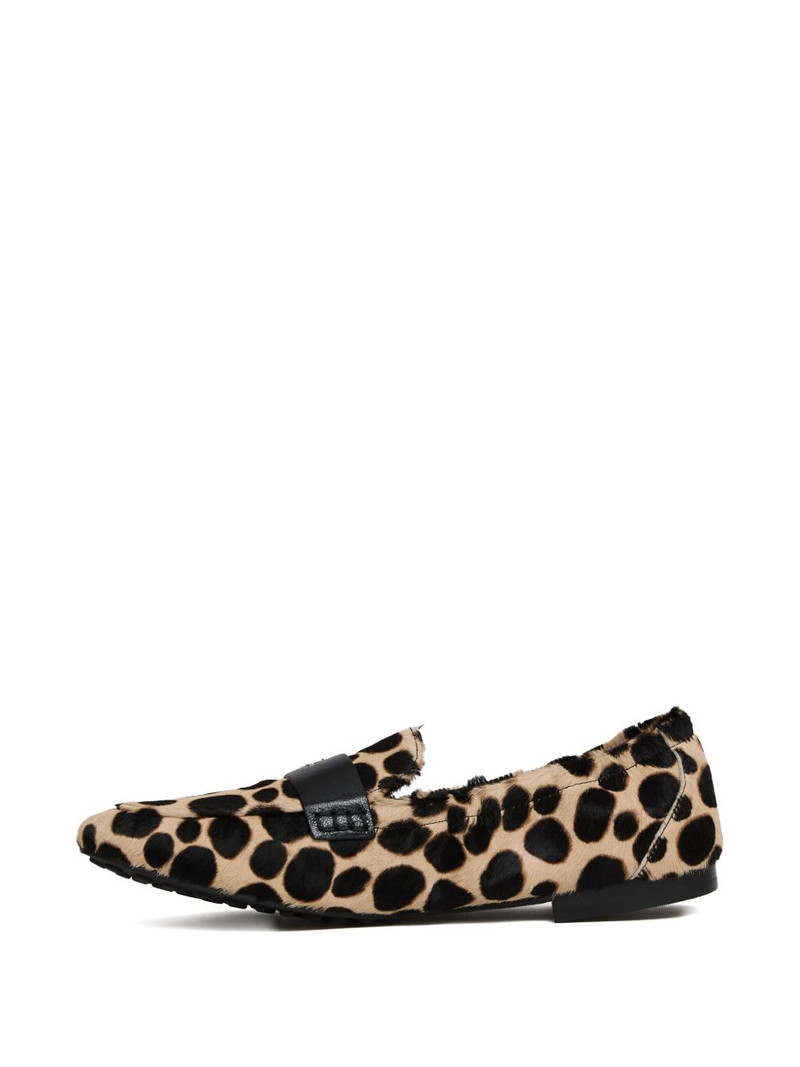 leopard-printed loafers 3