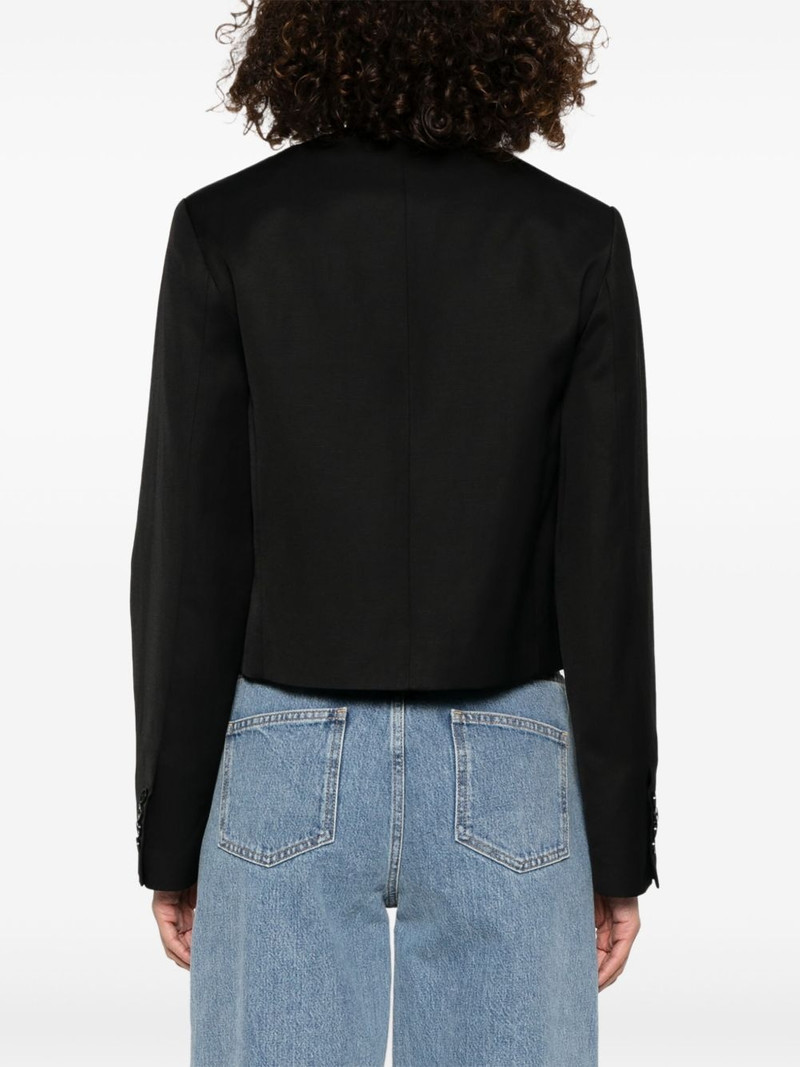Malli blazer 4