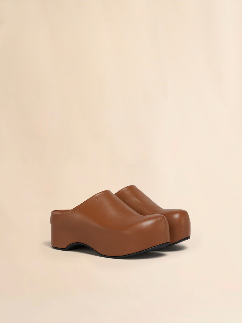 BROWN LEATHER CHUNKY CLOG SABOT - 2