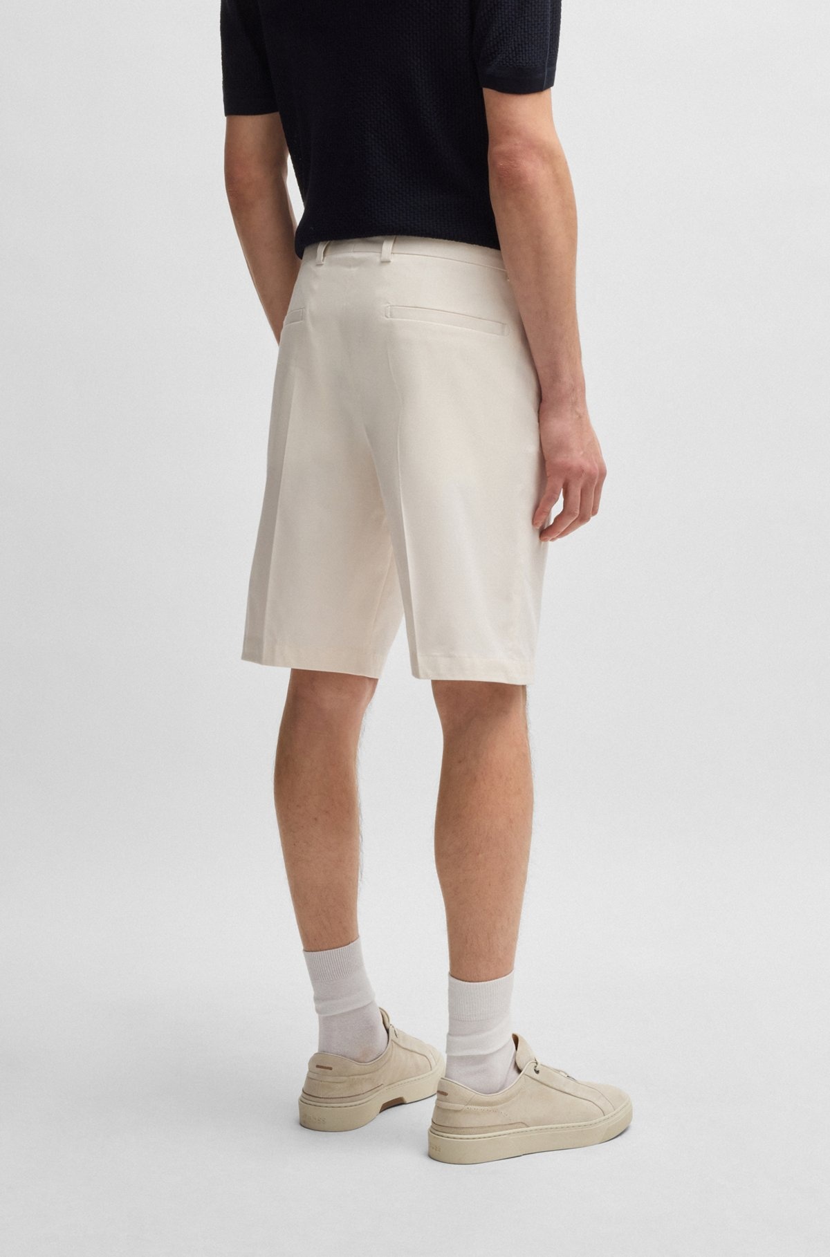 TAPERED-FIT SHORTS IN COTTON, SILK AND STRETCH - 4