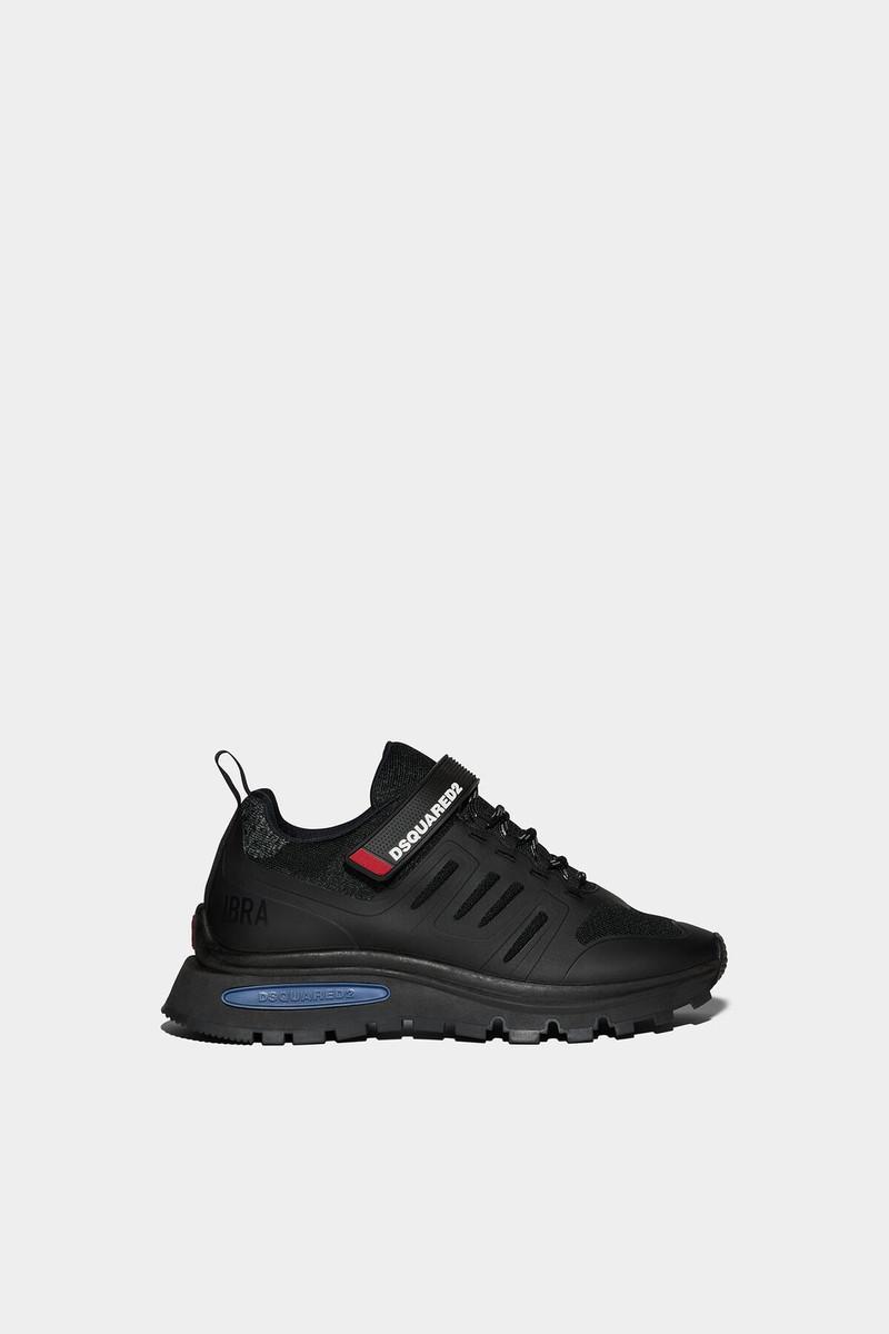 IBRA BLACK ON BLACK SNEAKERS 1
