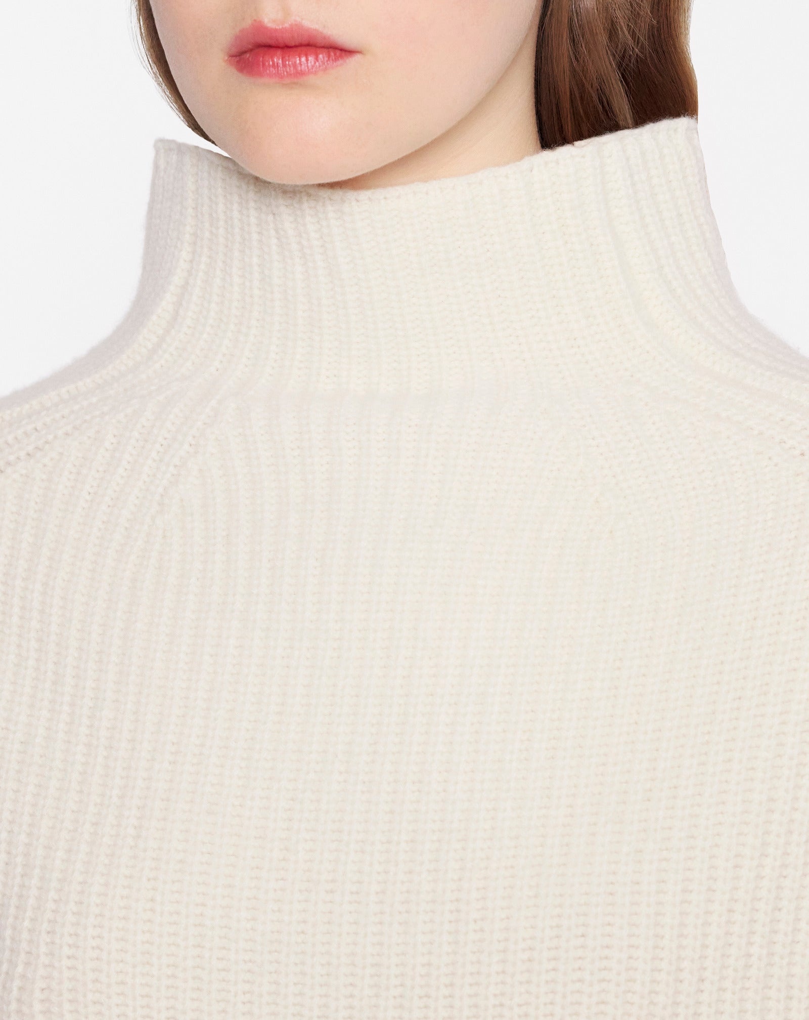 CHUNKY RIB MERINO CAPE - 3