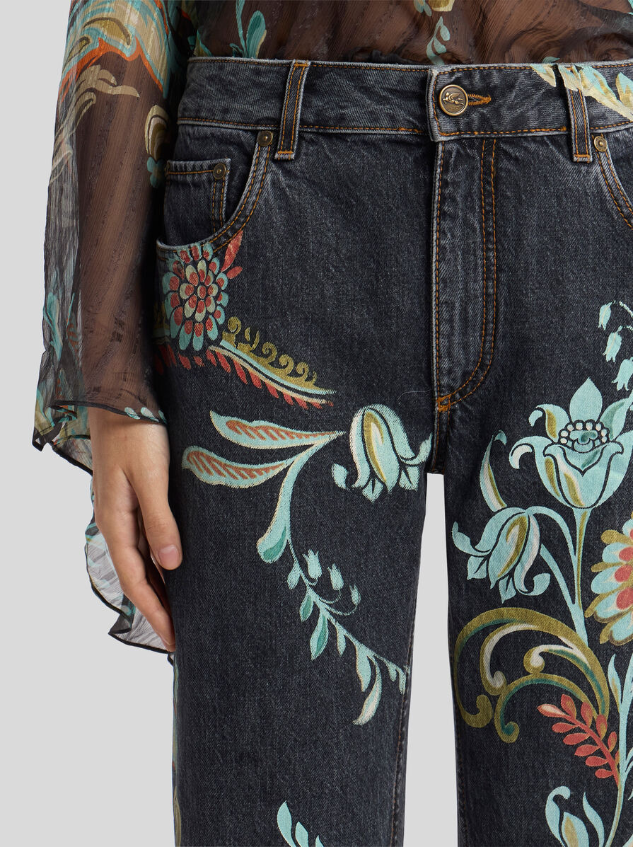 FLARED JEANS WITH DAFFODIL PRINT - 3